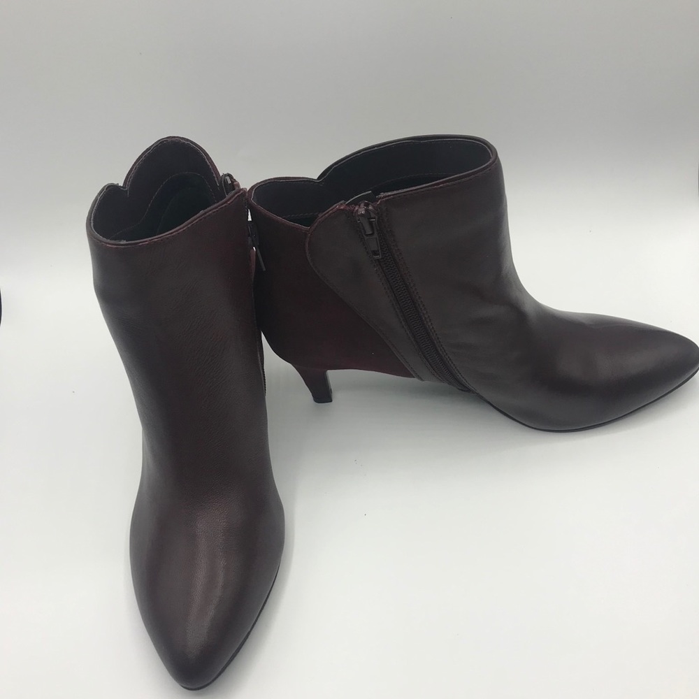 Alfani Burgundy Bootie Size 8